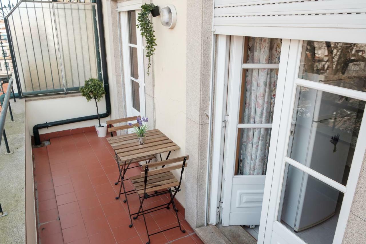 Apartment With Balcony In The Square Porto Dış mekan fotoğraf