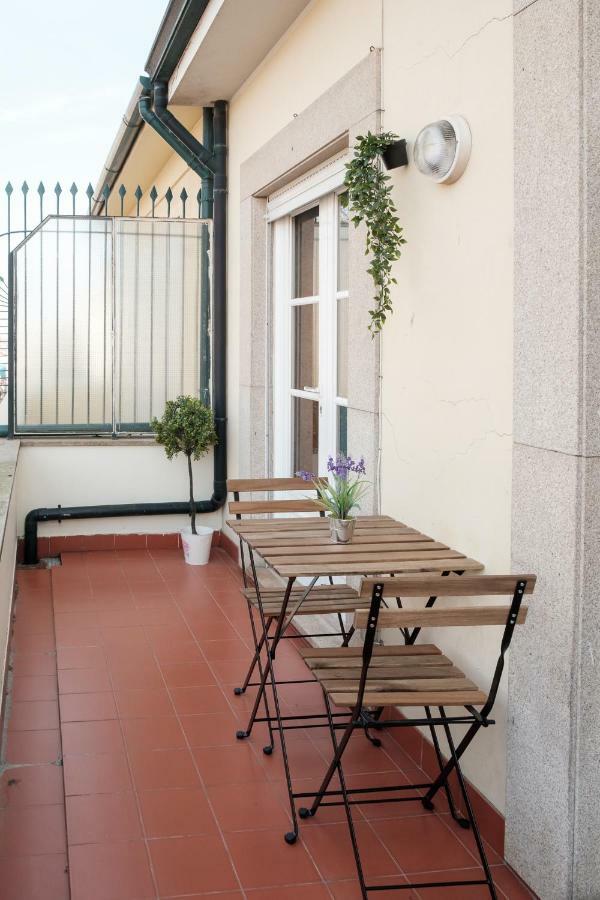 Apartment With Balcony In The Square Porto Dış mekan fotoğraf
